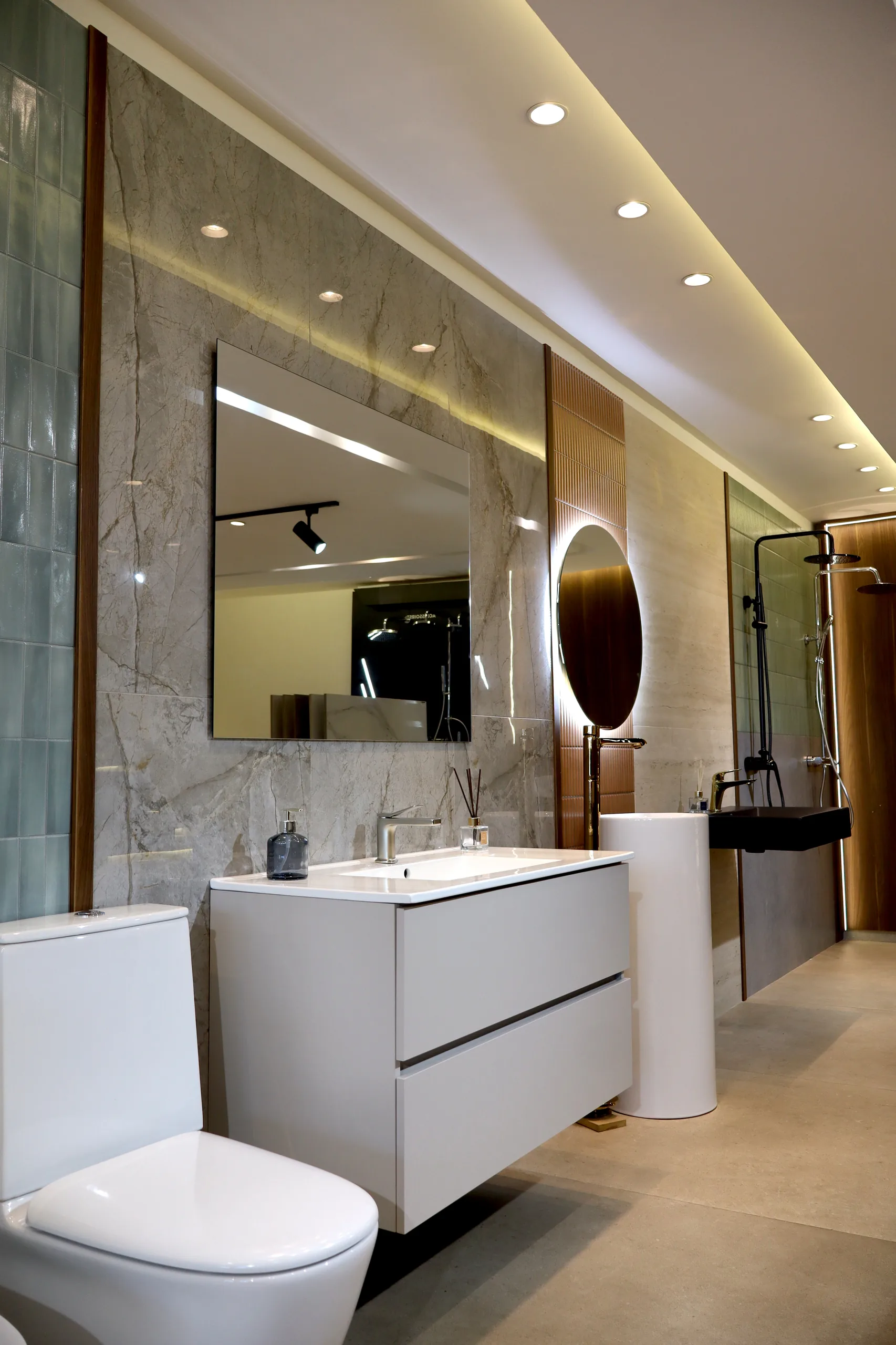 Salle de bain marbre meuble vasque LED